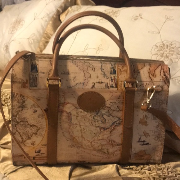 Vera Pelle Handbags - MAY I COME HOME WITH YOU?🏘